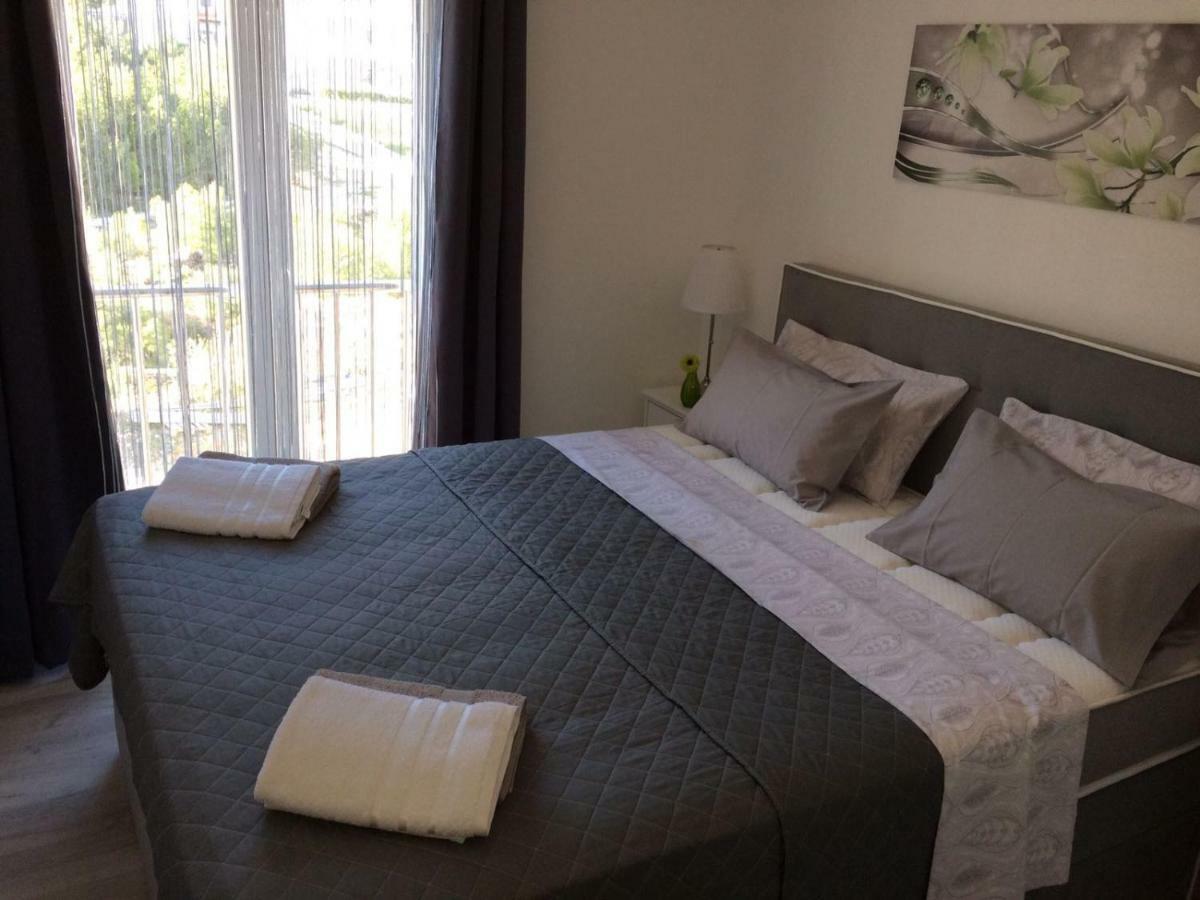 Apartments Silver ボル エクステリア 写真